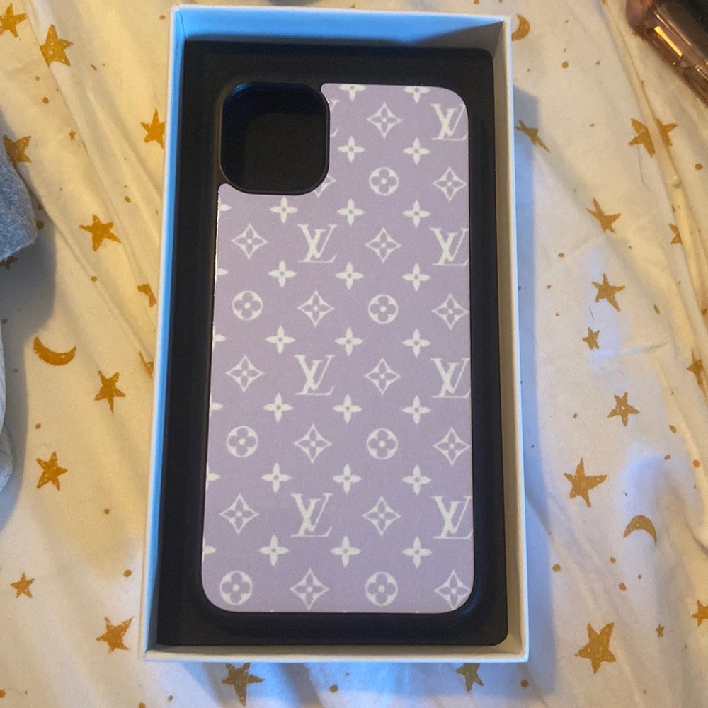 Louis Vuitton Iphone 11 case